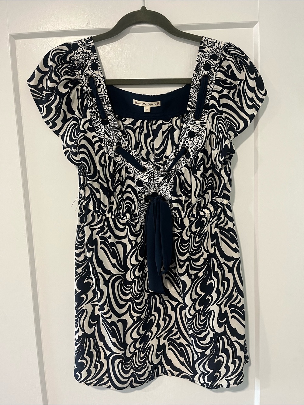 Nanette Lepore 100% Silk Blouse